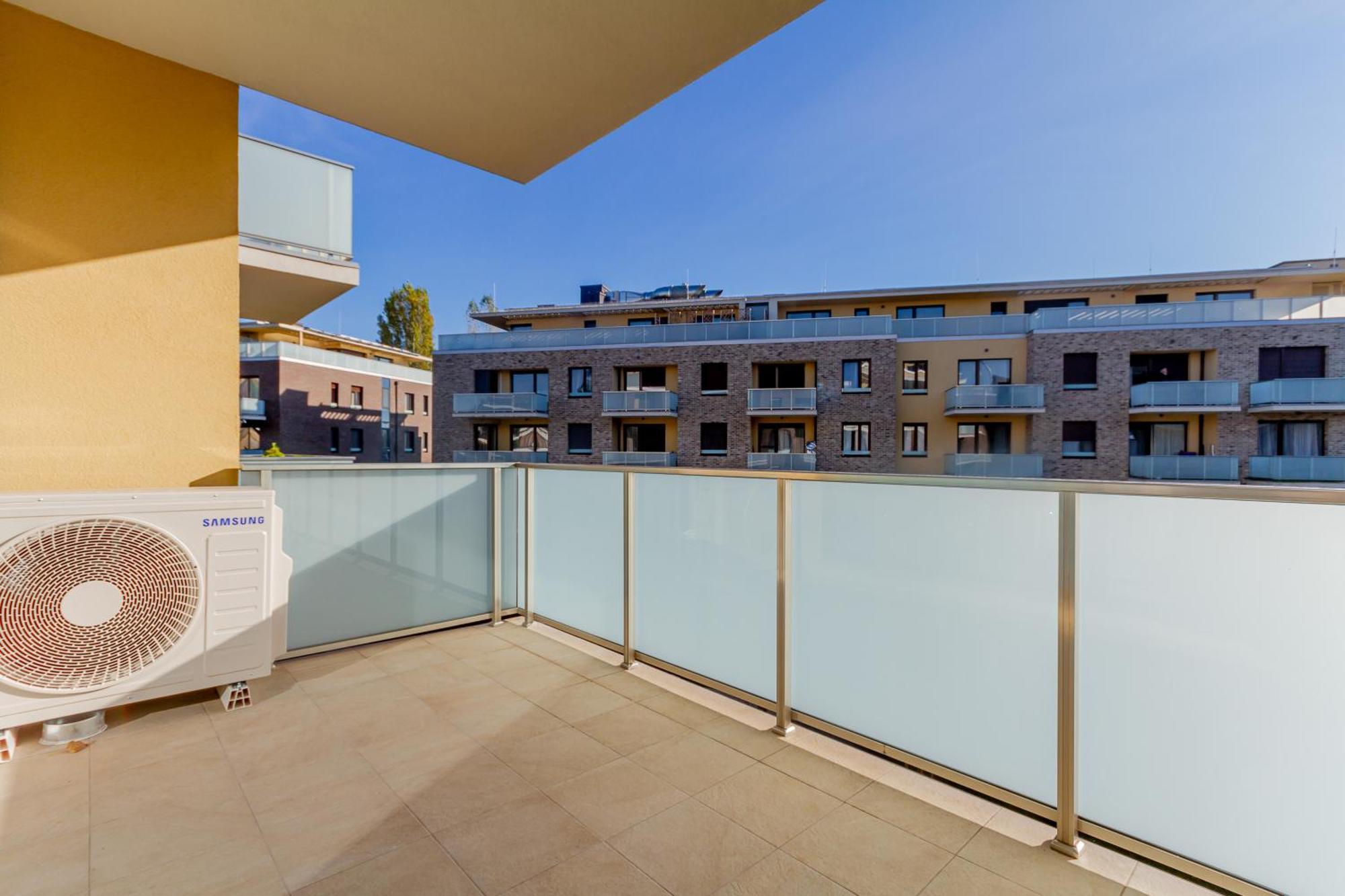 Luxury Cordia Apartment With Free Parking Budapesta Exterior foto